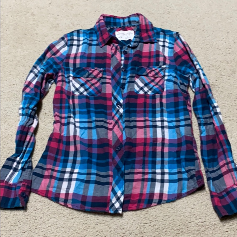 Aeropostale long sleeve plaid blouse in size M GUC